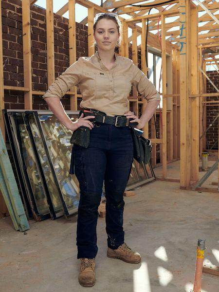 Bisley Women's Stretch V-Neck Closed Front Shirt